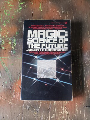 洋書　MAGIC:SCIENCE OF THE FUTURE　GOODAVAGE s-l400.jpg
