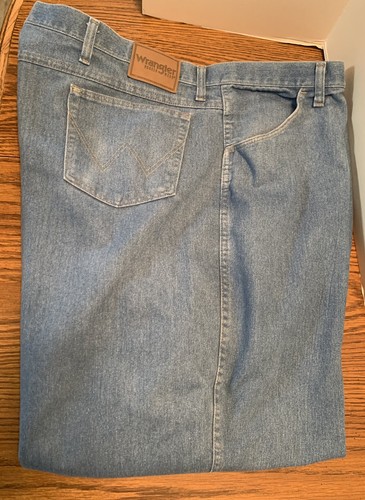 WRANGLER Rugged Wear Blue Jeans Size 