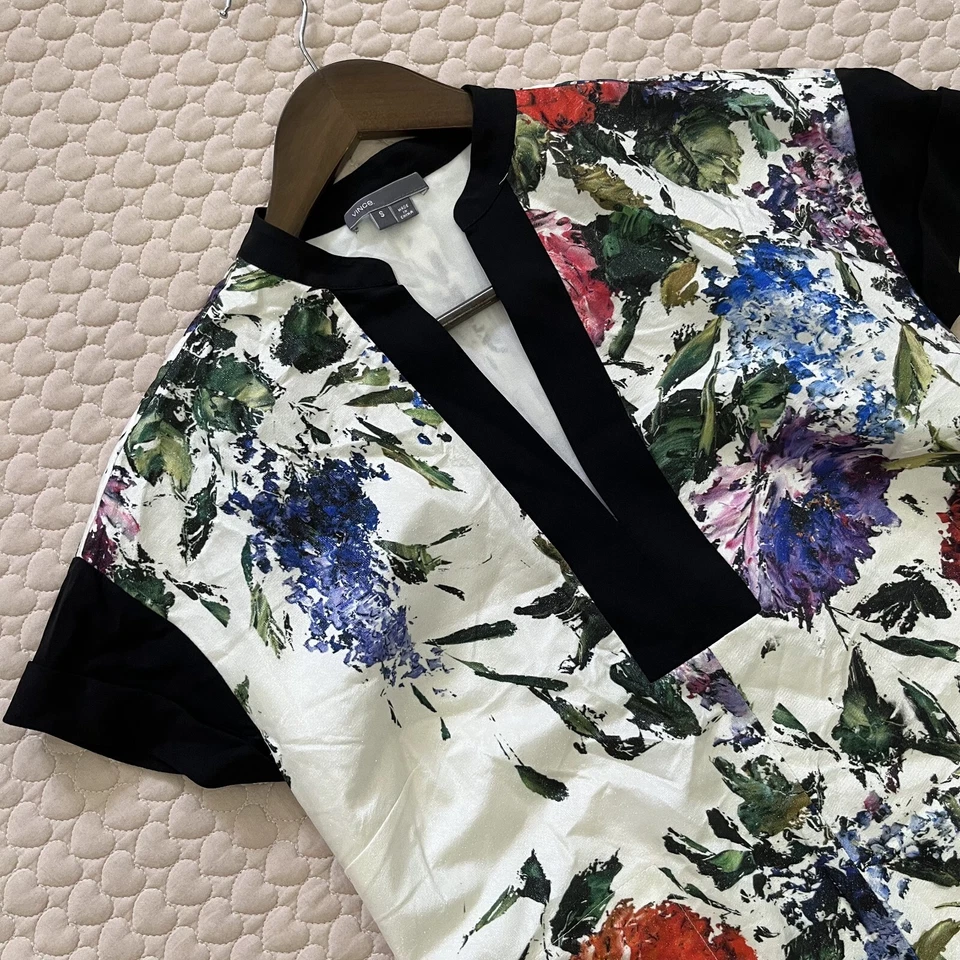 Vince nuevo sin etiquetas. Mini Vestido Floral Seda Talla S Foto 3 de 4