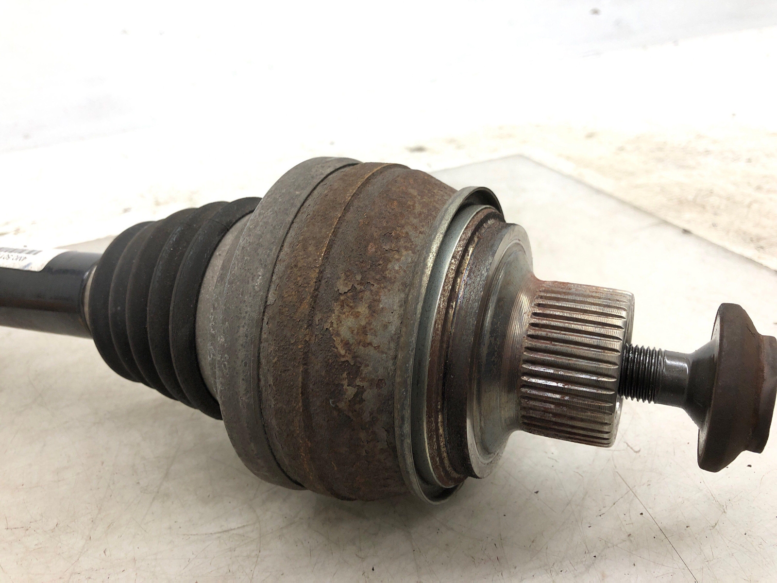 2016-2020 BENTLEY BENTAYGA RIGHT LEFT REAR CV AXLE SHAFT 4M0501203H OEM 2019