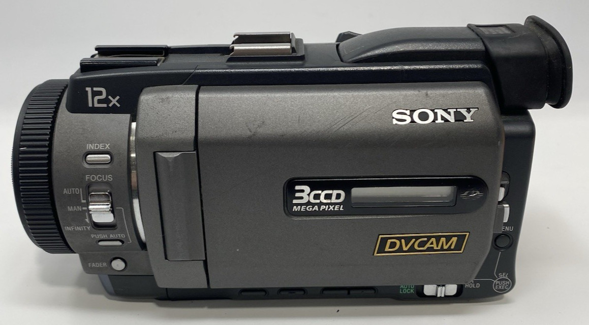 Sony DVCAM DSR-PDX10 Video Camera Camcorder 12x Black -Fair NO BATTERY