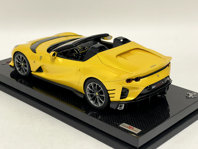 1/18 MR Collection Ferrari 812 Competizione A spider Yellow Carbon