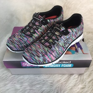 skechers relaxed fit memory foam air cooled womens