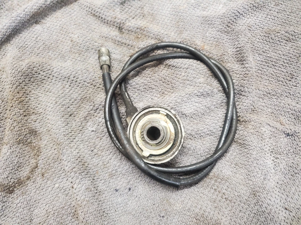 1981 Suzuki GS750 E GS 750 E Velocímetro Engrenagem Engrenagem - Imagem 3 de 3