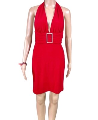 Red Dress Sz M  Beautiful For Valentine s Day Plunging Neckline