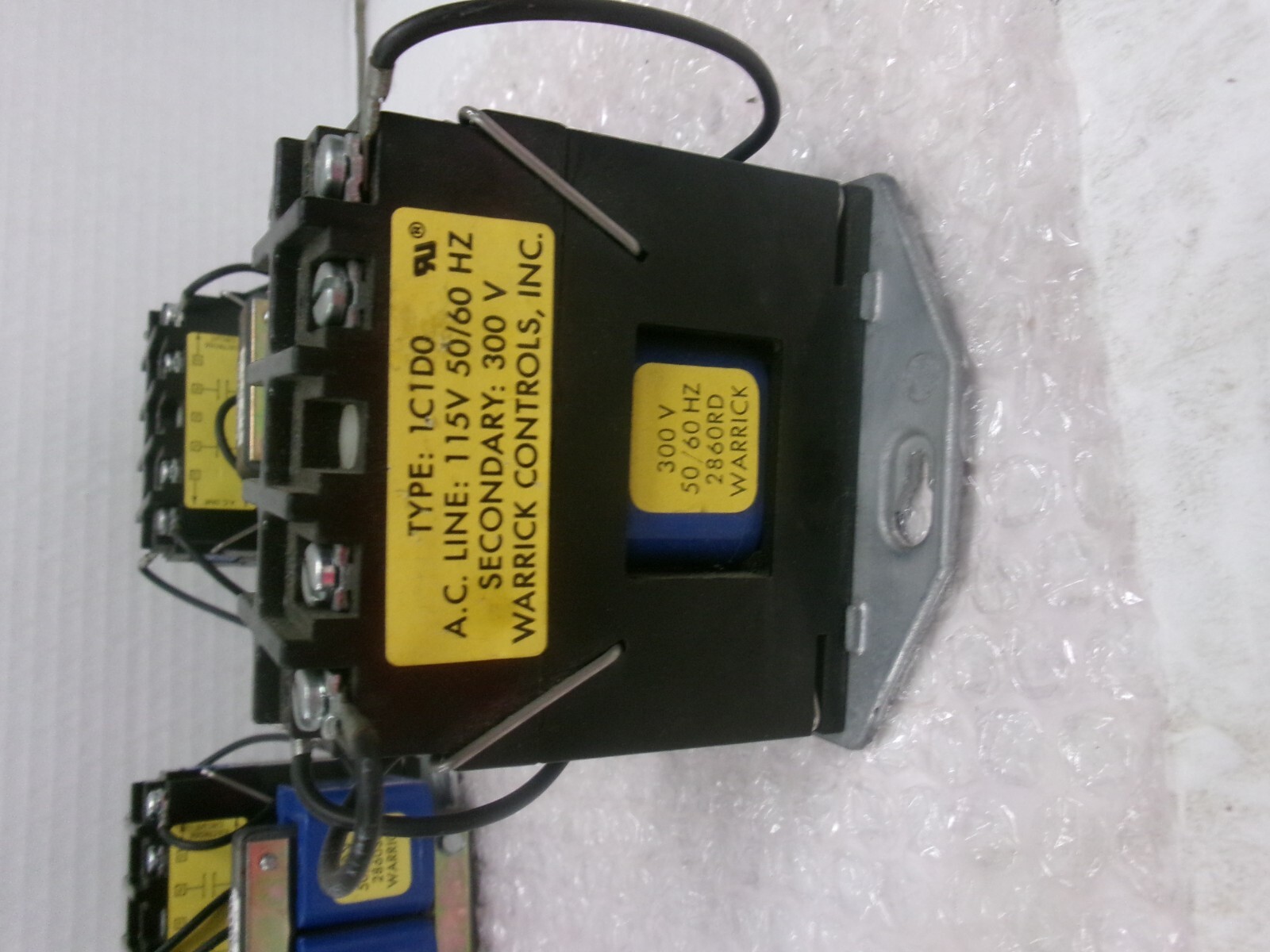 (1) New Warrick Controls Gems 1F1E0 115/500V Control Relay