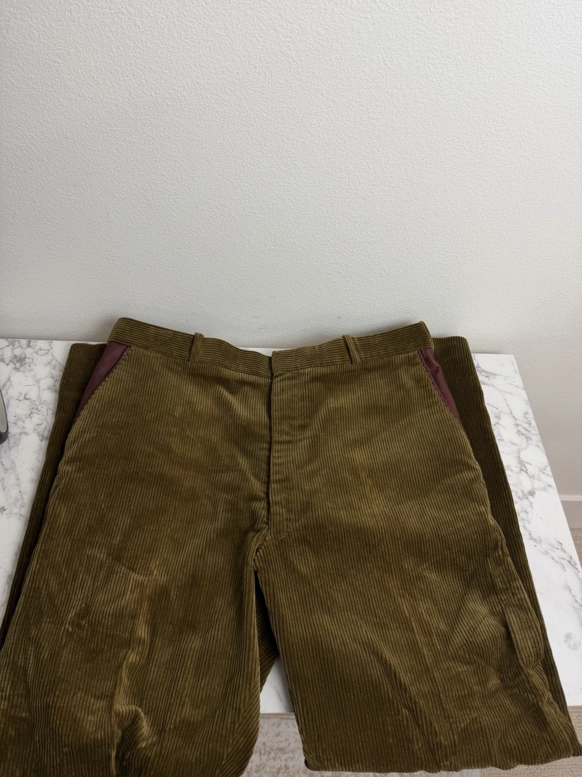 Vintage Orvis Mens Green Cotton Corduroy Flat Front  Leather Trim Pants 38 X 31 image 2