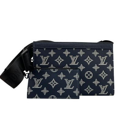 LOUIS VUITTON Gaston L.V. Wallet Monogram Shoulder Bag M83384 #OKB2531