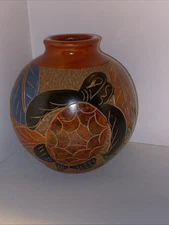 Art Pottery Roatan Honduras CA Water Vessel Jug Turtle/Beach Decor Case