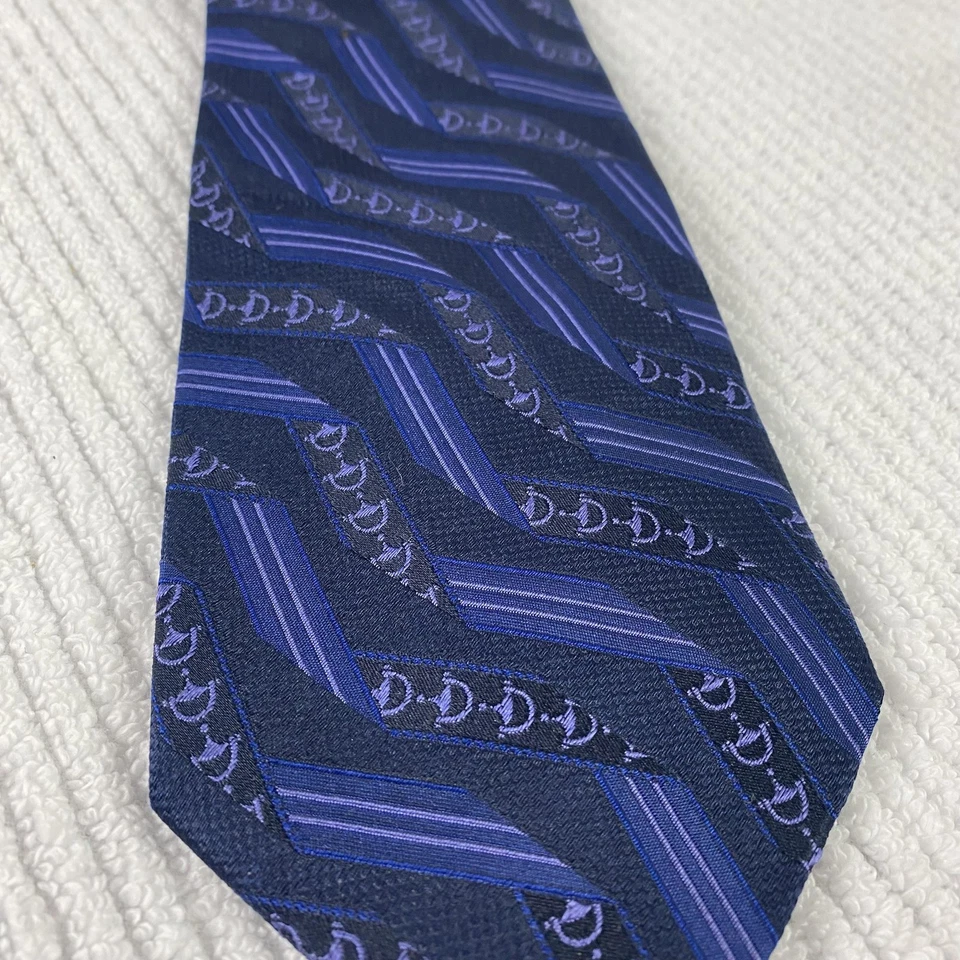 Corbata Gucci Para Hombre Talla Única Azul Púrpura 100% Seda Hecha en Italia Chevron Jacquard Foto 2 de 4