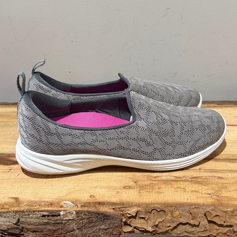 Vionic AMS Hydra slip on comfort shoes gray mesh women's 9 A10 image 7