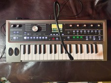 Korg MicroKorg 2 Synthesizer w/ Vocoder  Looper