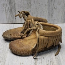 Vtg Children  s Leather Suede Fringed Moccasins 5  x 2 5  Size 18mo 