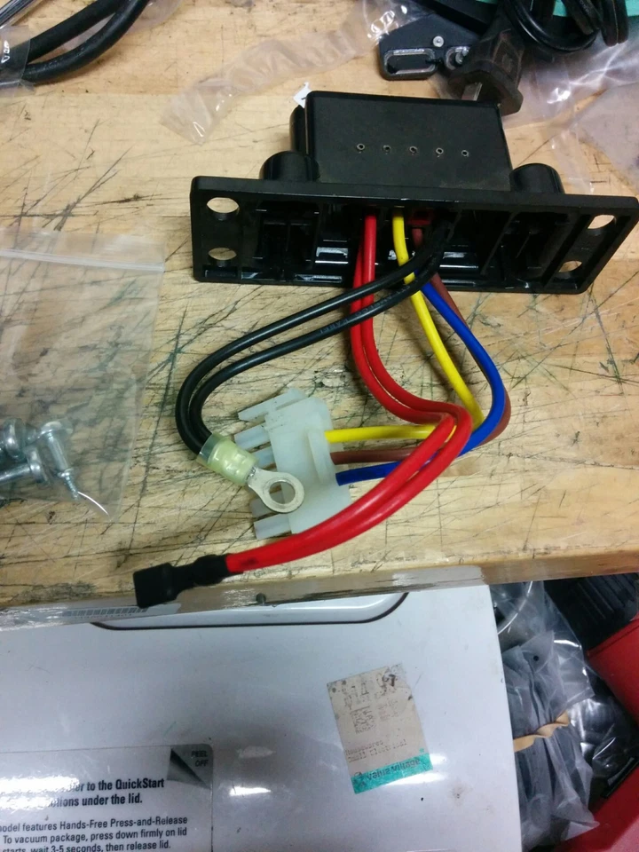 Apc Ups 650-410c Rev 4 Pcb Board w/ Connector 870-6609 with 4 Screws. - Image 4 of 4