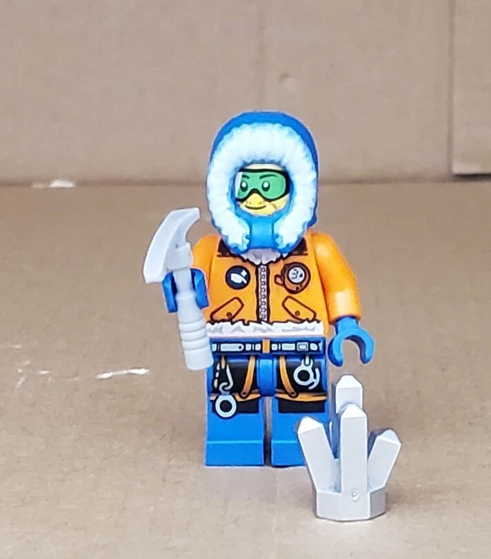 Lego Arctic Ice Crawler Replacement Mini Fig Ice Pick and Crystal from 60033