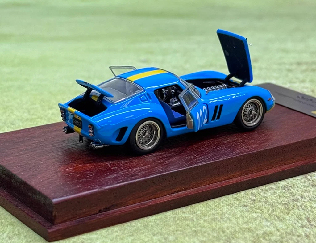 250 GTO 赤 PGM-640104 楽天市場】PGM(ピージーエム) FERRARI