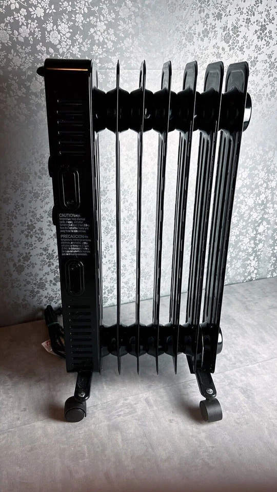 Mainstays 1500W Calentador de Espacio Radiante Portátil Eléctrico Lleno de Aceite + Protector de Seguridad Foto 4 de 4