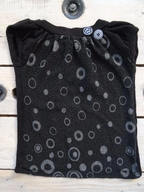 Très joli Pull manches courtes noir imprimé ronds gris SHINY Taille 4 ans - Photo 1/4