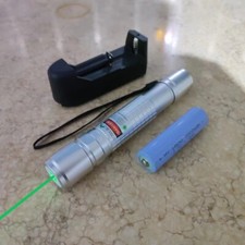 532NM GR Laser Pointer Adjustable Focus Light Visible Beam Battery  Charger