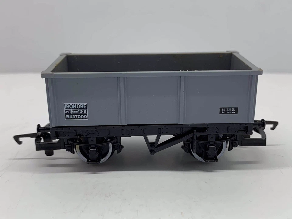 Vagón de mineral de hierro Hornby calibre 00 R.081 Foto 2 de 4