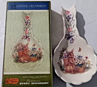NEW Cracker Barrel “Easter Treasures” Ceramic Spoon Rest Bunny Rabbit ...