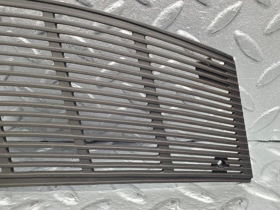 ⚙47541⚙ Mercedes-Benz C126 500SEC Dashboard Speaker Cover Right Side 1266806939 - Image 3 of 4