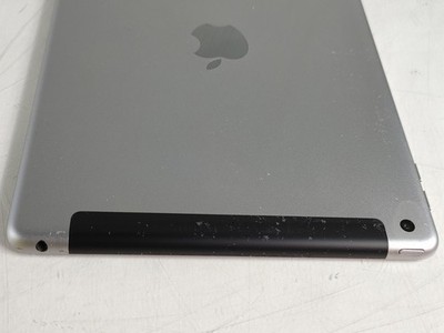 アップル Apple iPad 第5世代 A1823 32GB Apple iPad 5th Gen. A1823 Space Gray 32gb Verizon for sale