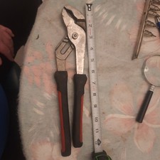 Husky 12 Inch Groove Joint Pliers. 878 555