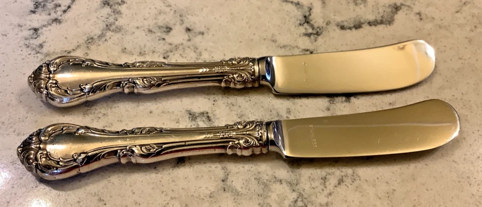2 cuchillos de mantequilla Gorham King Edward de plata de ley HH de 6" Foto 4 de 4