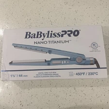 BaBylissPRO Nano Titanium Ionic Straightening Iron 1 3/4 - 44mm