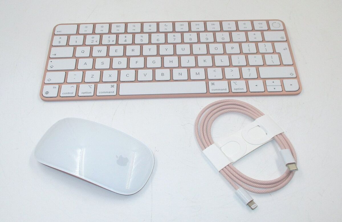 Pack clavier / souris Apple Magic Keyboard + Magic Mouse 2