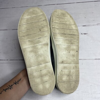 vince. Preston Gray Suede Sneakers Women display picture 2