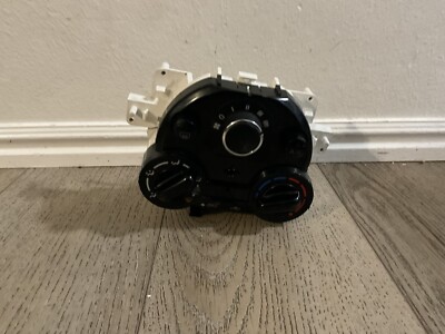 NISSAN CONTROLS AC MATCH# 275139K22A 27513-9K22A OEM