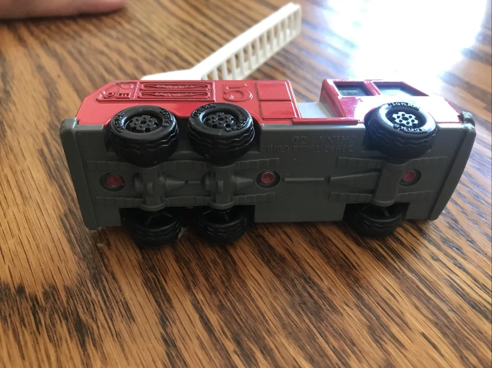 Vintage Mini Red Tonka Fire Engine/Truck 1993 - Image 3 of 4