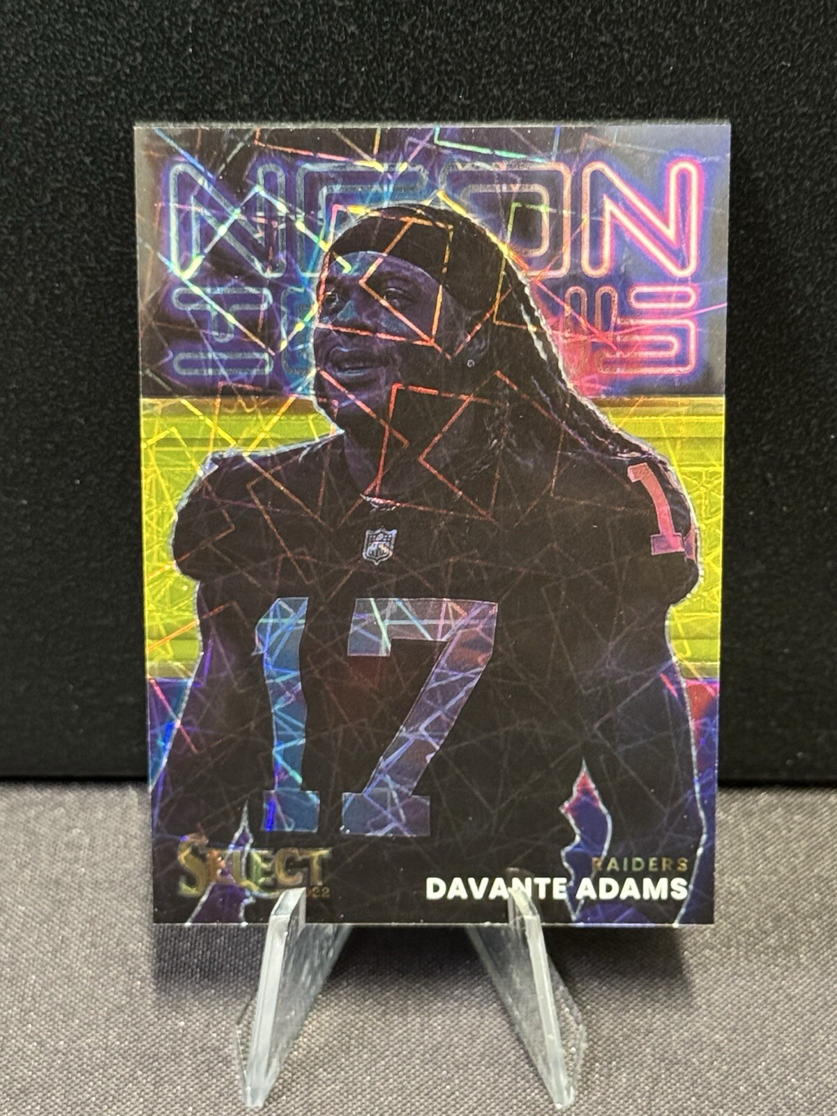 2022 Panini Select - Neon Icons #NI-8 Davante Adams Gold Laser /10