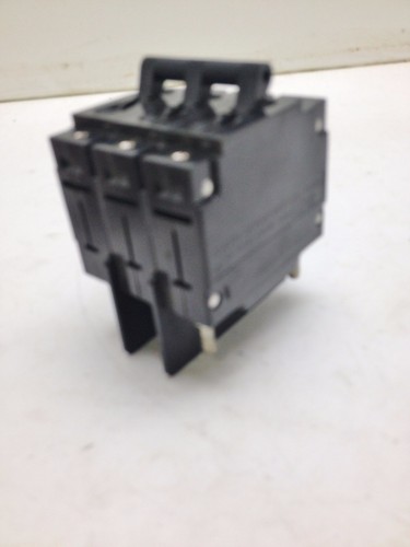 Carlingswitch CA3-B0-24-620-128-C 20A 3P #6326 - Picture 3 of 4