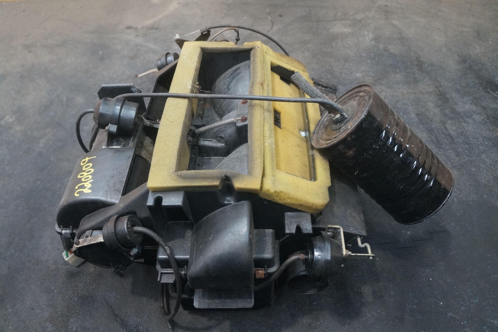 HVAC Heater AC Core Box Assembly 60662300 OEM Ferrari Mondial 1982