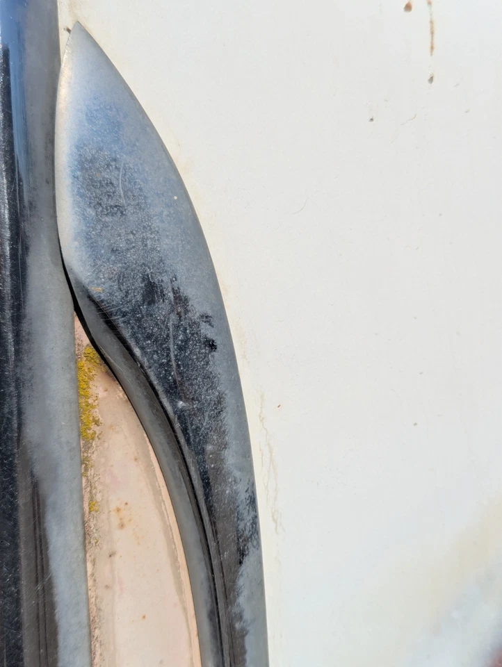 1955 1956 DESOTO FIREFLITE FIREDOME RIGHT FENDER LOWER MOLDINGS 2 PIECES OEM - Image 2 of 4