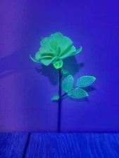Custard Uranium Glass Short Stemmed Rose -  Vaseline Art Glass Flower 5.5"