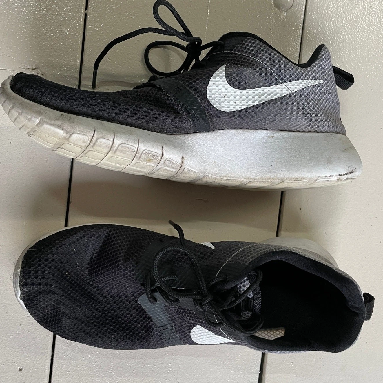 Nike Sneakers Bambini 6.5Y Roshe One Flight Peso Nero Grigio Bianco Scarpe stringate