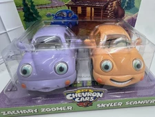 Chevron Cars Zachary Zoomer and Skyler Scamper 2003  NIB Sealed