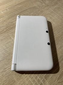 7965 Nintendo 3DS LL White Excellent TESTED