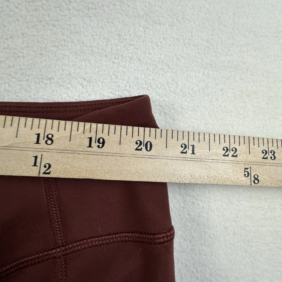 Calça Duluth Trading Feminina Tamanho 2XL Bugundy NOGA Clássica Ajuste Relaxado - Imagem 3 de 4