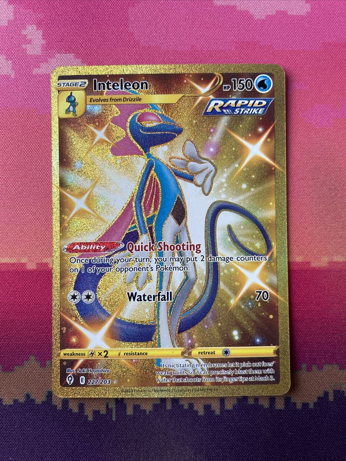 Pokemon Card Inteleon 227/203 Secret Rare Evolving Skies Near Mint