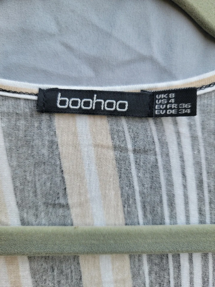 Mameluco corto BOOHOO a rayas negro tostado blanco con bolsillos con cinturón para mujer talla 4  Foto 3 de 4