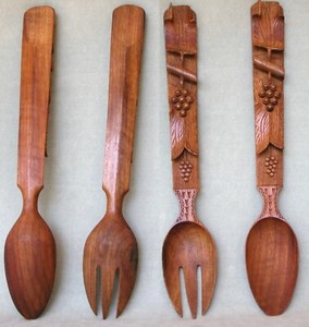 Vintage European Intricate Wood Carved Grapevine Salad Presentation Spoon &Fork 
