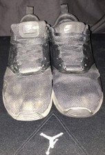 Nike Air Max Tavas Black Running Shoes Sz 4Y 814443-005 Release Year 2017
