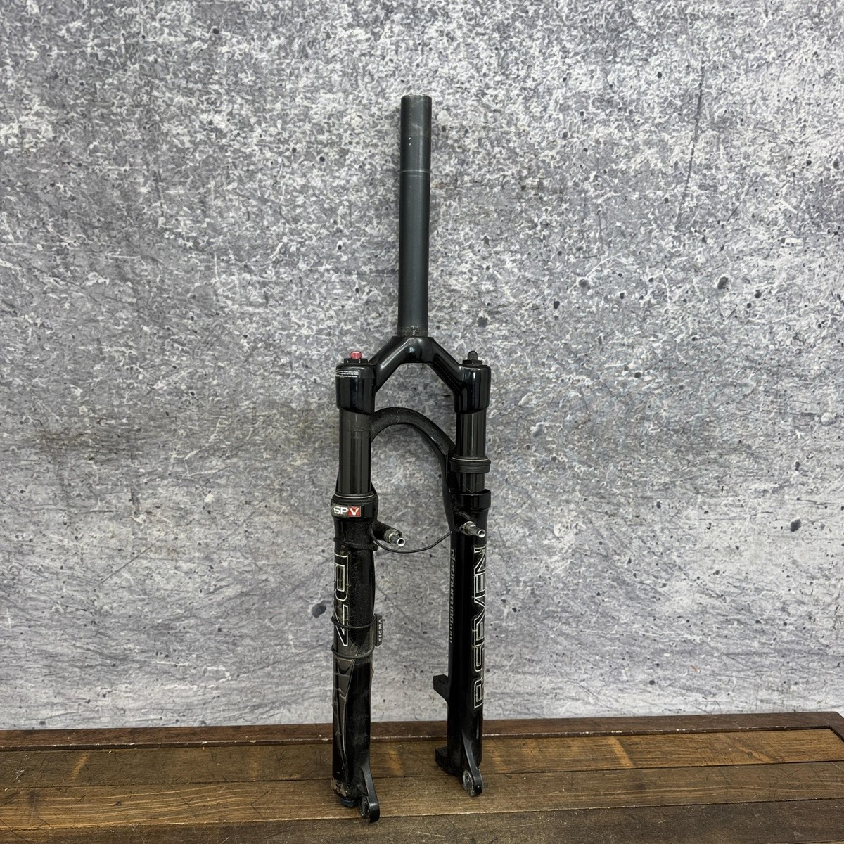 Vintage Manitou R7 R-Seven SPV 26 Suspension Fork 1 1/8 Threaded V