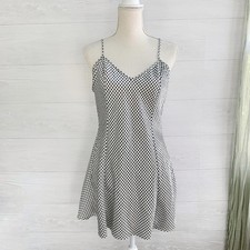 Victoria  s Secret - Black  ivory herringbone satin chemise, M