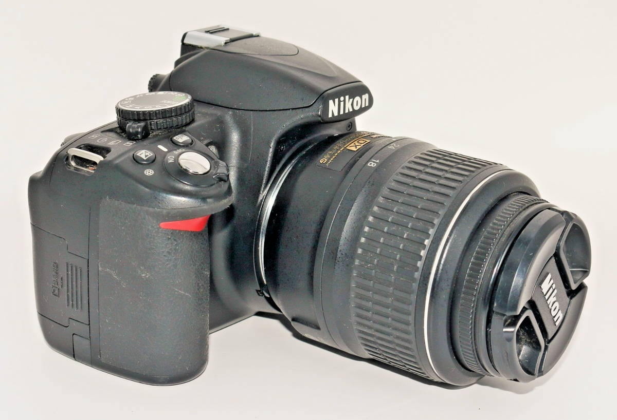 Nikon D3100 14.2MP DSLR Camera w/ 18-55mm VR Lens – 3K Shutter